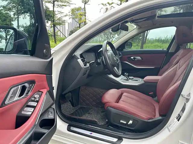 BMW 3 Series 2022 325Li M Sport Shadow Edition — фото 4