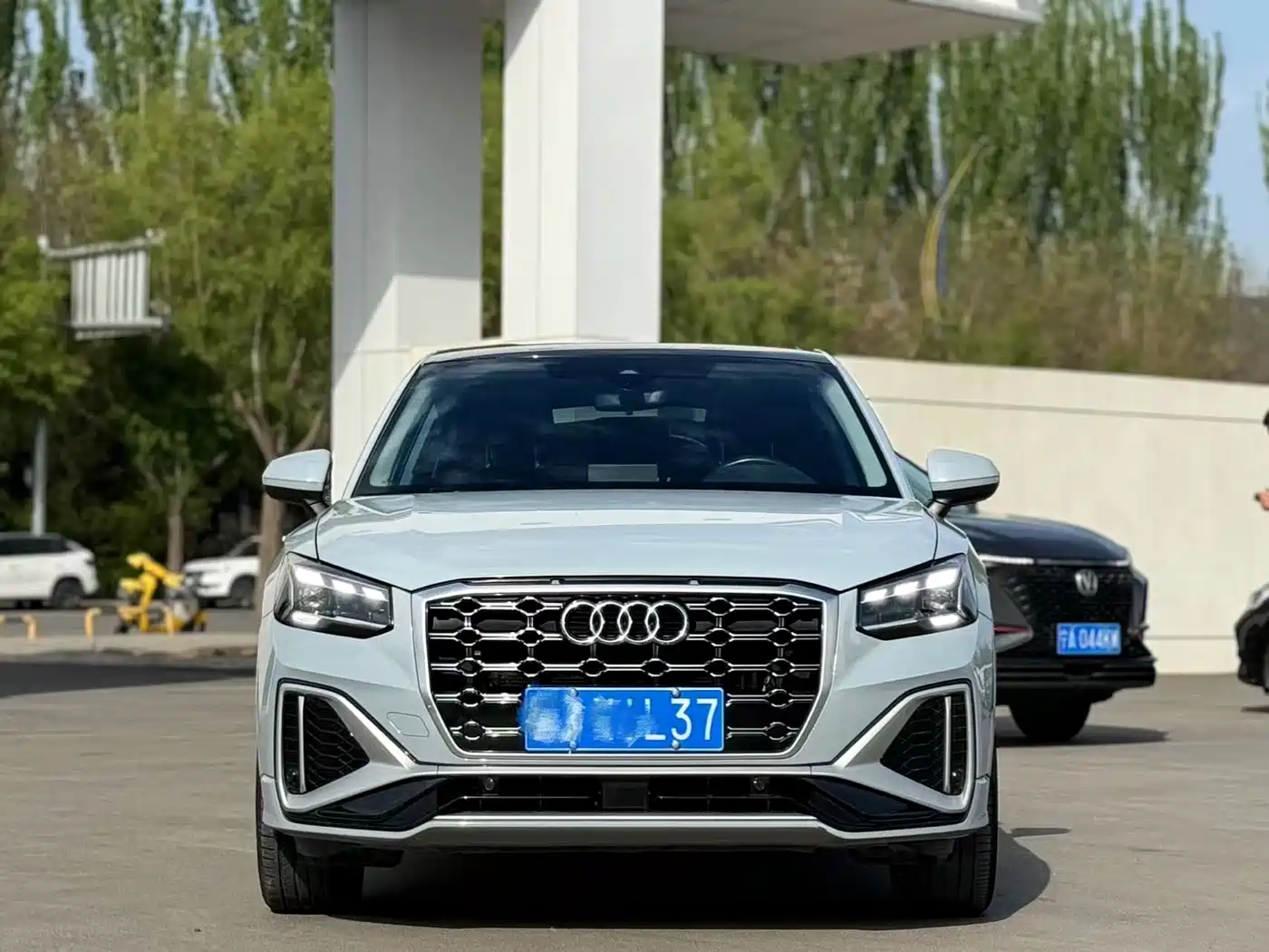 AUDI Q2L