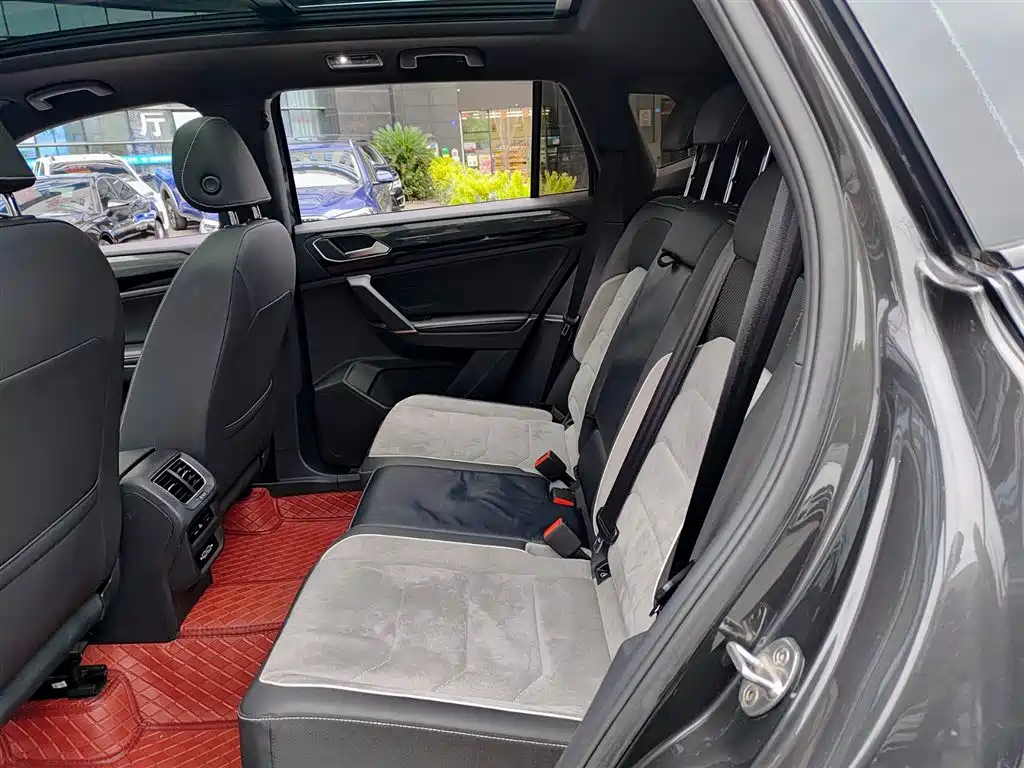 Volkswagen Tayron 2019 380TSI 4WD R-Line China V фото 8