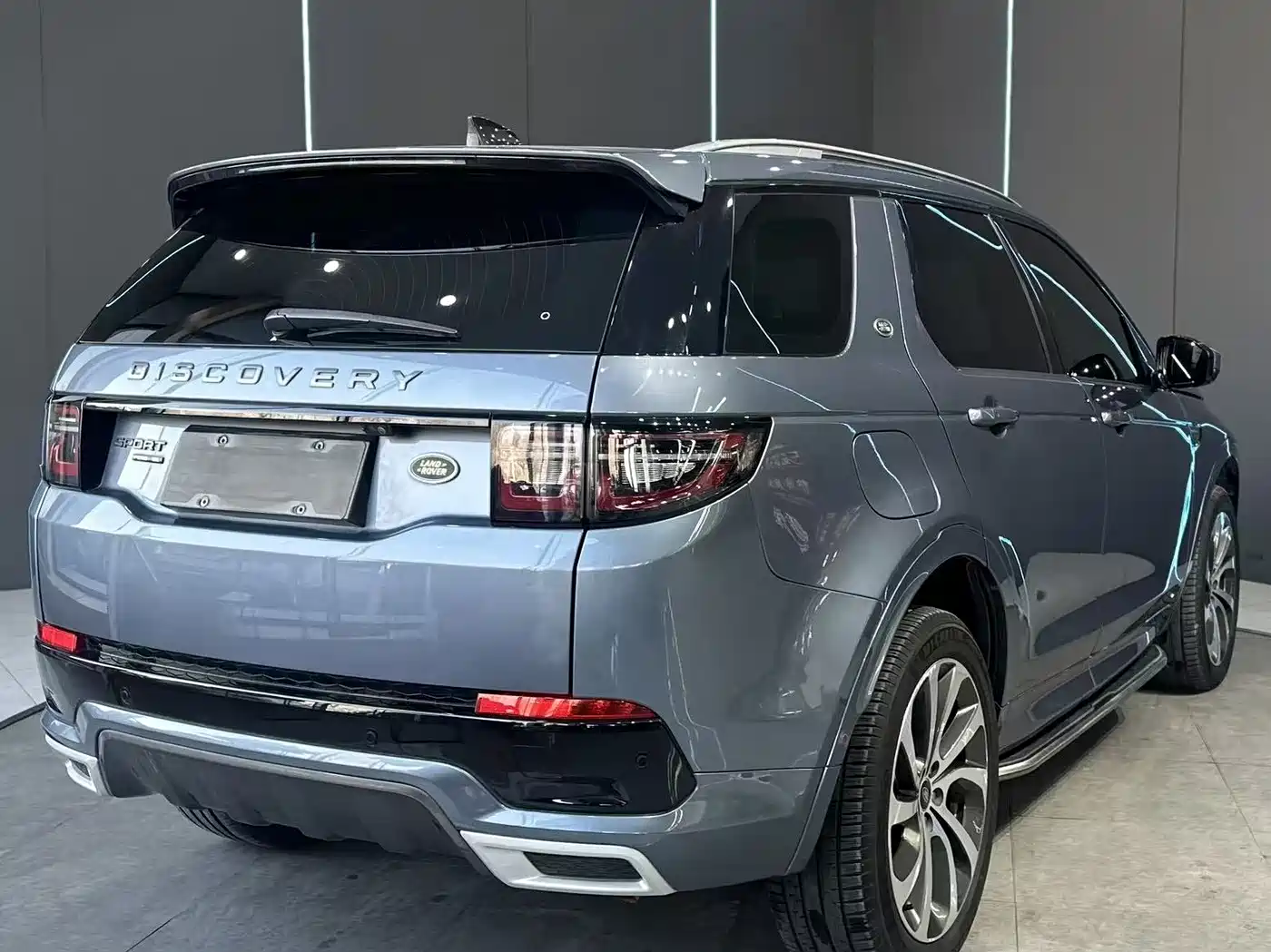 Land Rover Discovery Sport 2021 249PS R-Dynamic SE Performance Technology Edition 7-seater фото 6