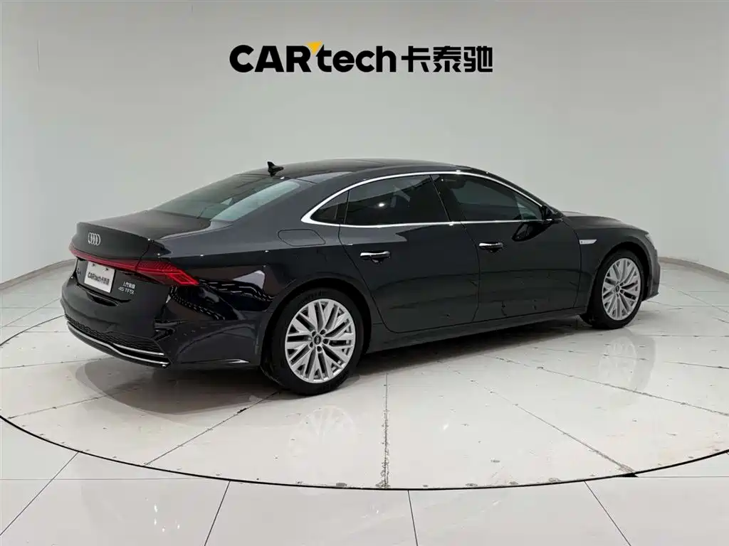 Audi A7L 2024 45TFSI S-line Dream Edition Crystal Package фото 11