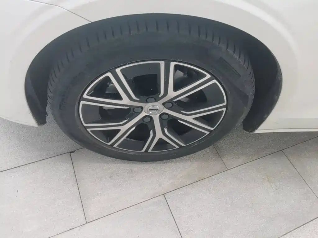 Volvo S60 2023 2023 B4 Smart Vision Luxury Edition