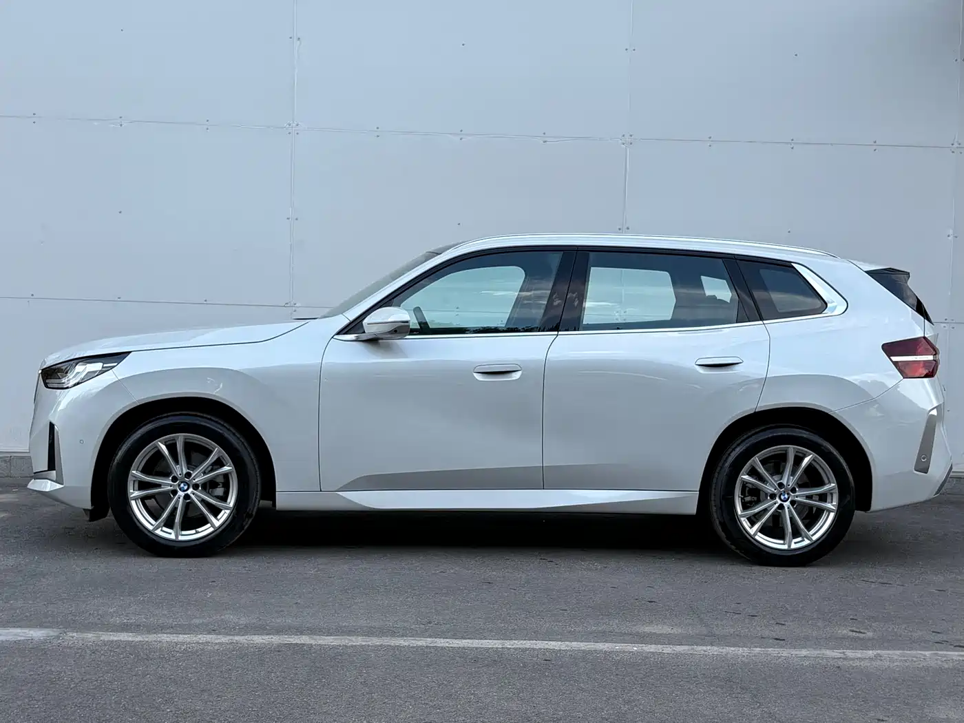 BMW X3 2025 xDrive25L Luxury Package фото 8