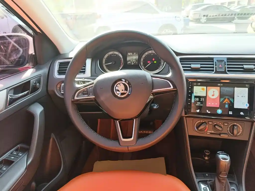 Škoda Skoda Rapid Spaceback 2020 2019 Facelift 1.5L Automatic Comfort Version China V