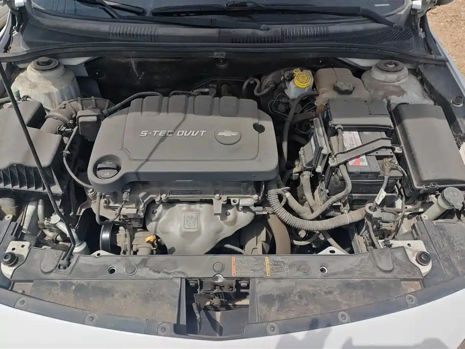 Chevrolet Cruze 2015 1.5L Classic SE MT фото 10