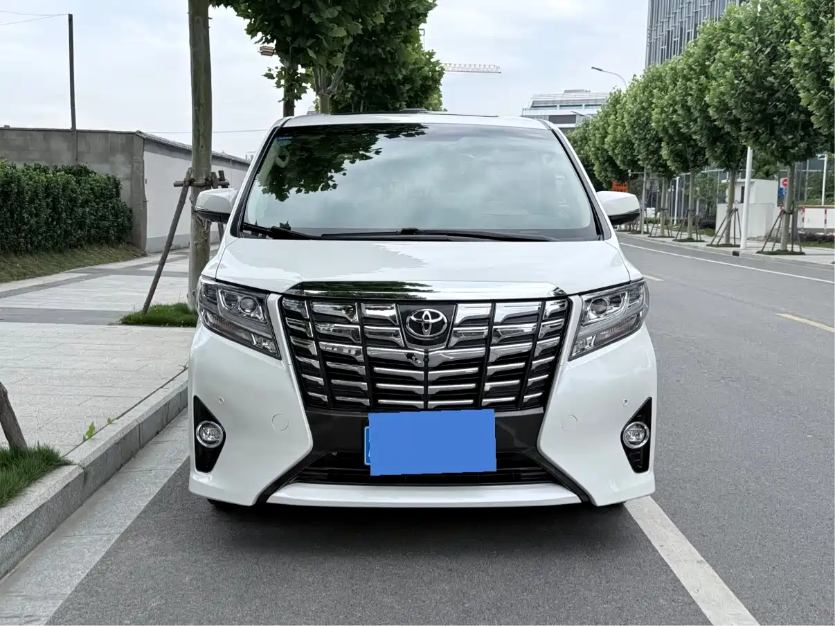 Toyota Alphard 2015 3.5L Luxury Edition фото 2