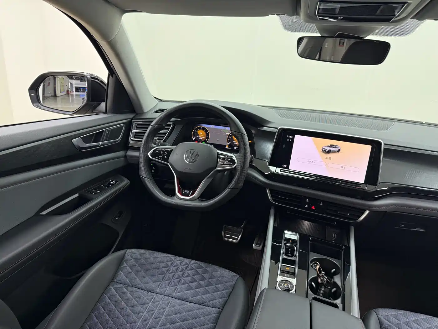 Volkswagen Teramont 2023 Teramont X 380TSI 4WD Luxury Edition фото 24