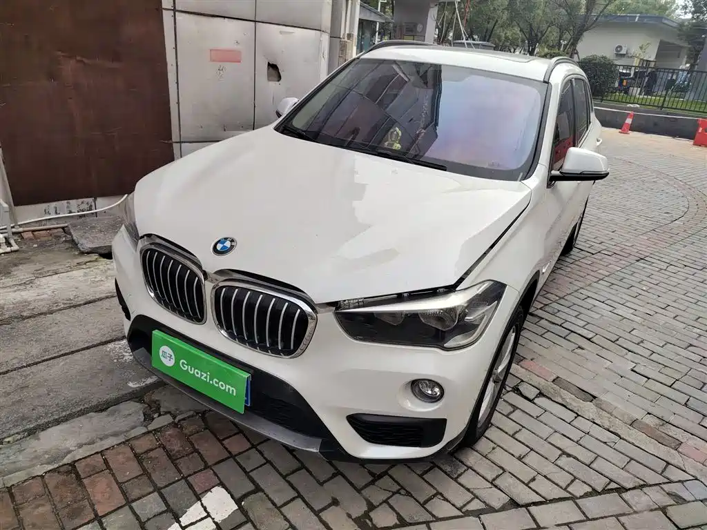 BMW X1 2016 sDrive18Li Fashion Model фото 2