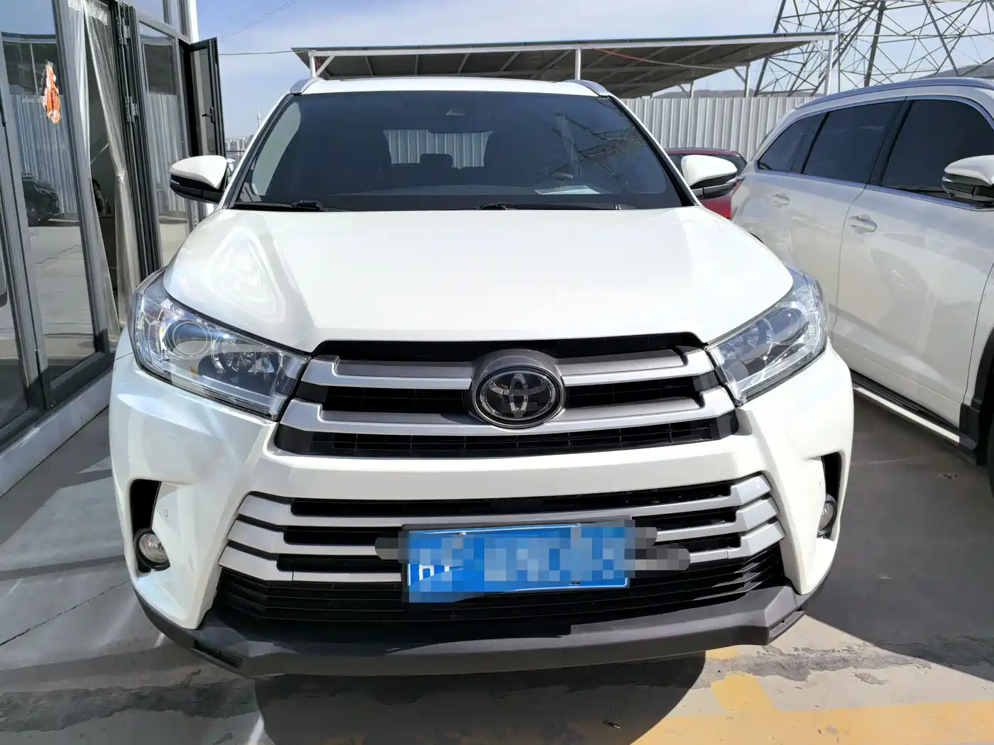 TOYOTA HIGHLANDER