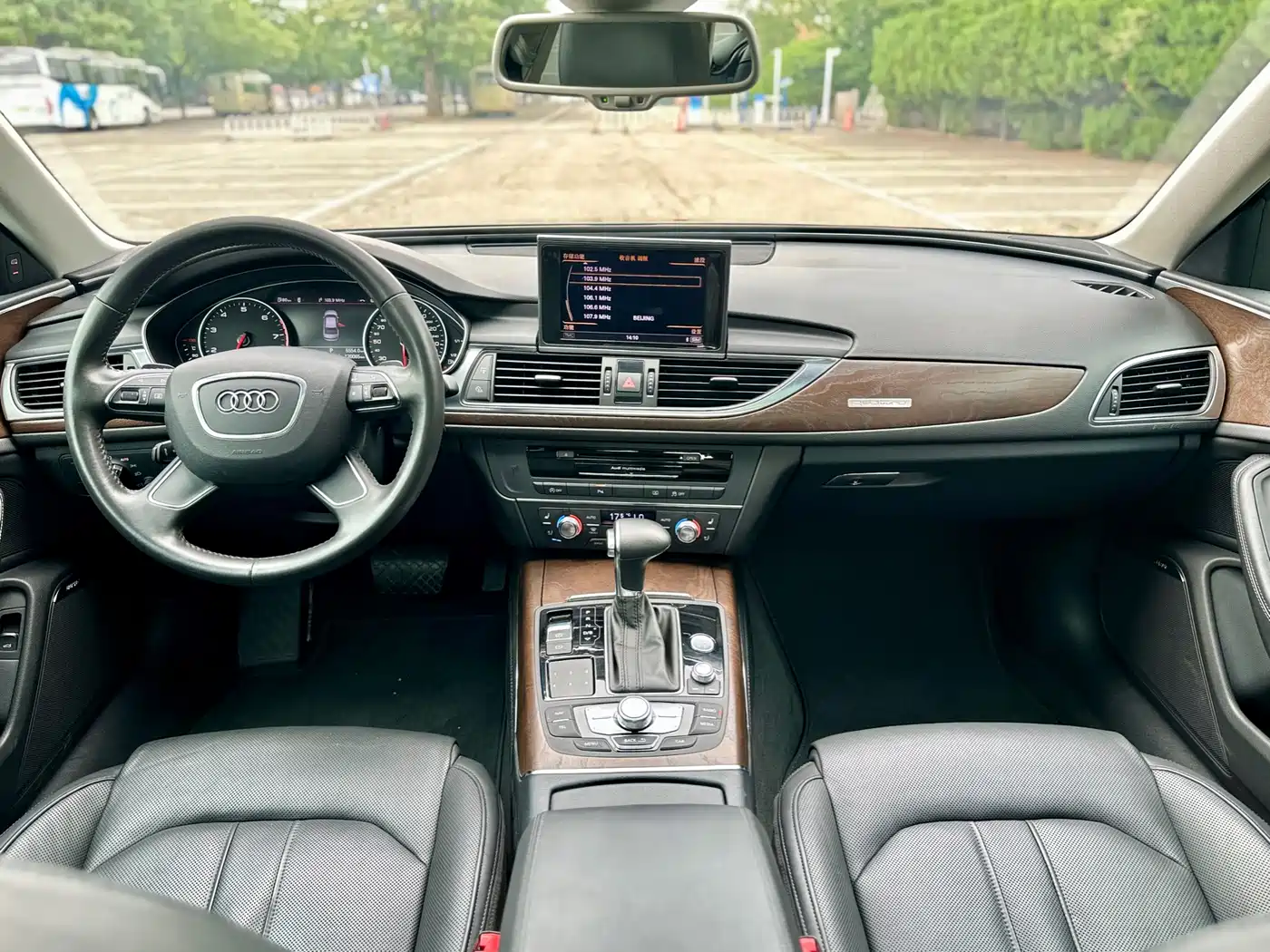 Photo 46 - Audi A6L