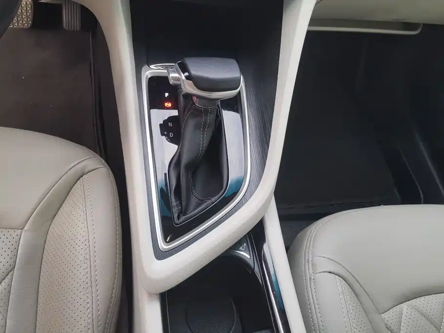 Buick GL6 2018 2018 18T 6-Seater Elite