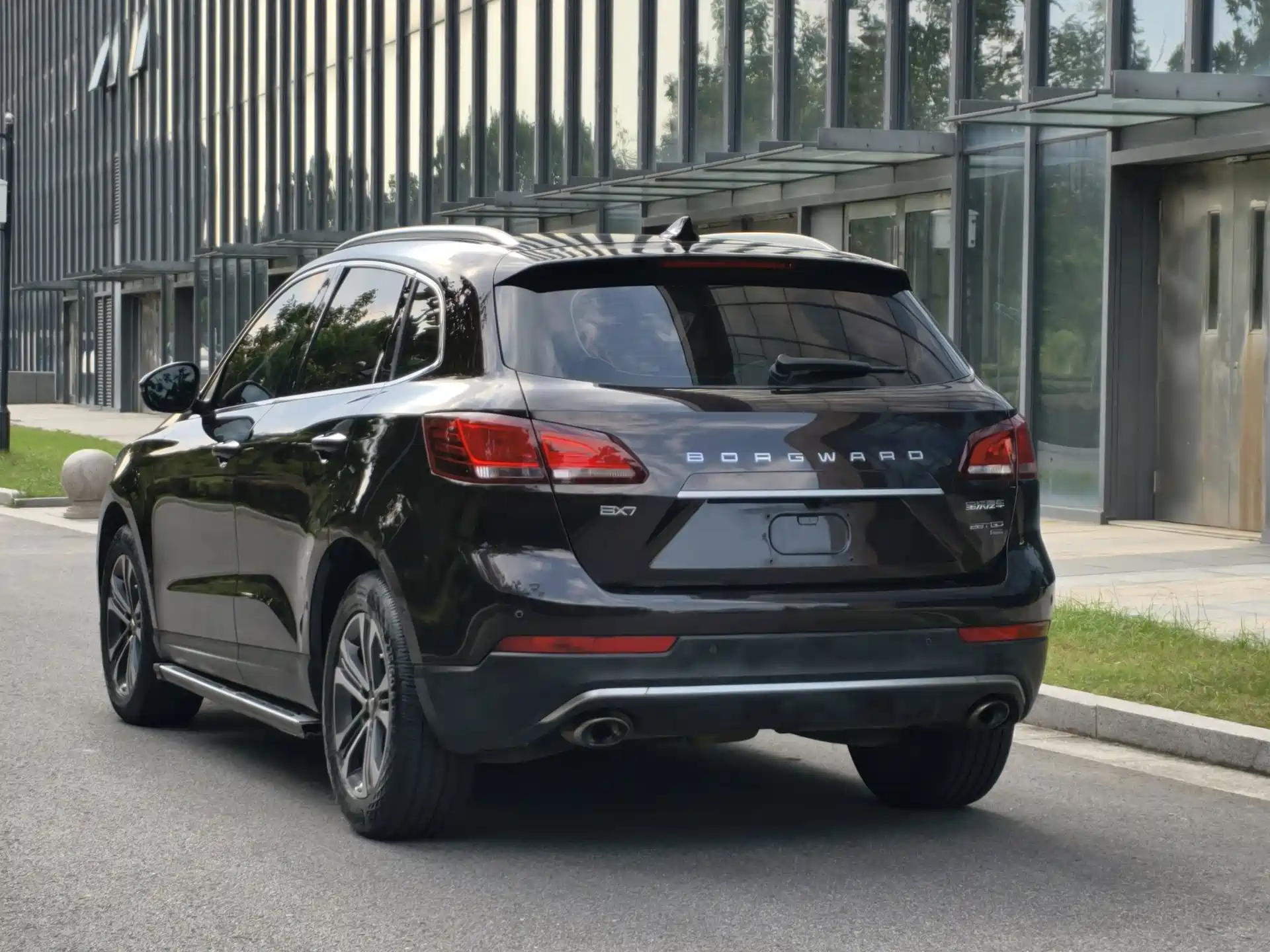 Фото 4 - Borgward BX7