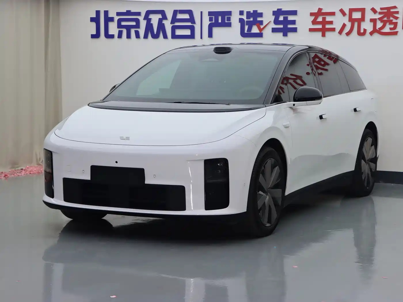 Li Auto i6 2026 2025 4WD Base Model