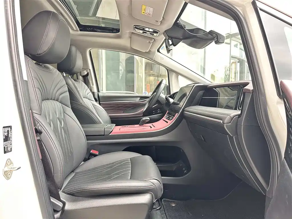 GAC Trumpchi Trumpchi M8 2024 Master Series 400T Premium Edition фото 15