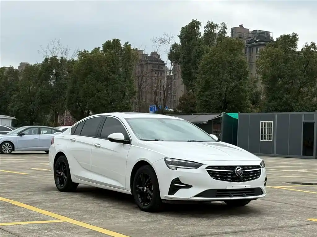 Buick Regal 2020 552T Luxury фото 4