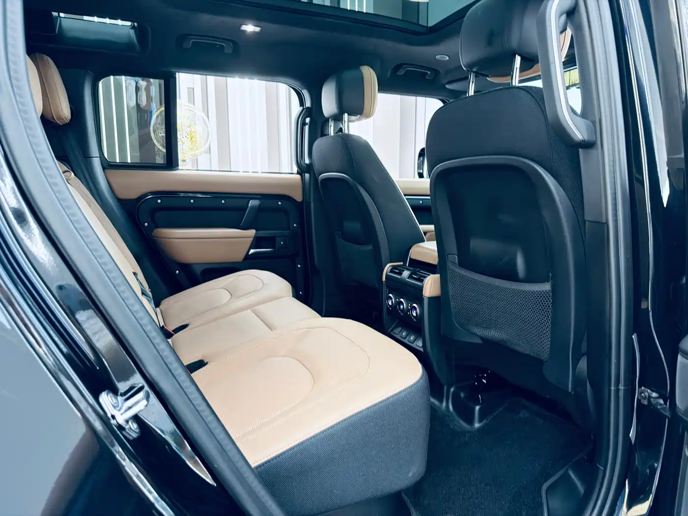 Land Rover Defender 2025 2025 110 3.0T P400 -Dynamic HSE