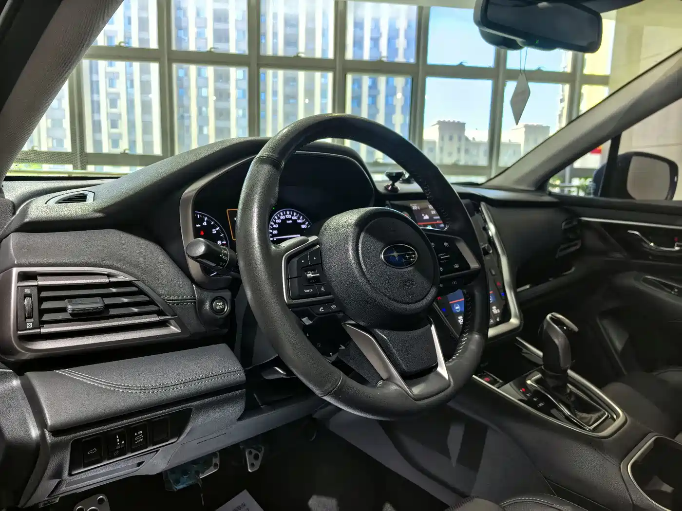 SUBARU OUTBACK