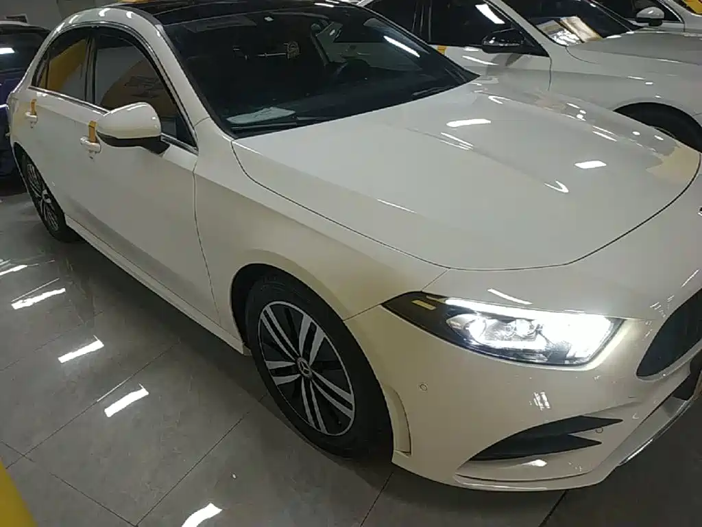 Фото 4 - Mercedes-Benz A-Class