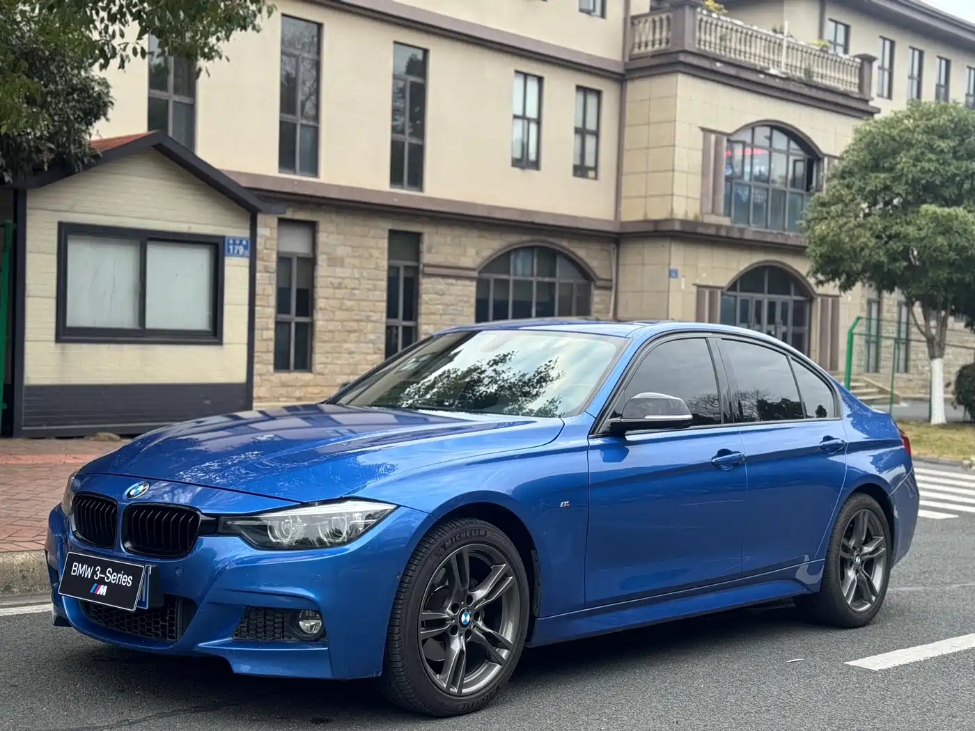 BMW 3 Series 2019 320Li M Sport Black Night Edition