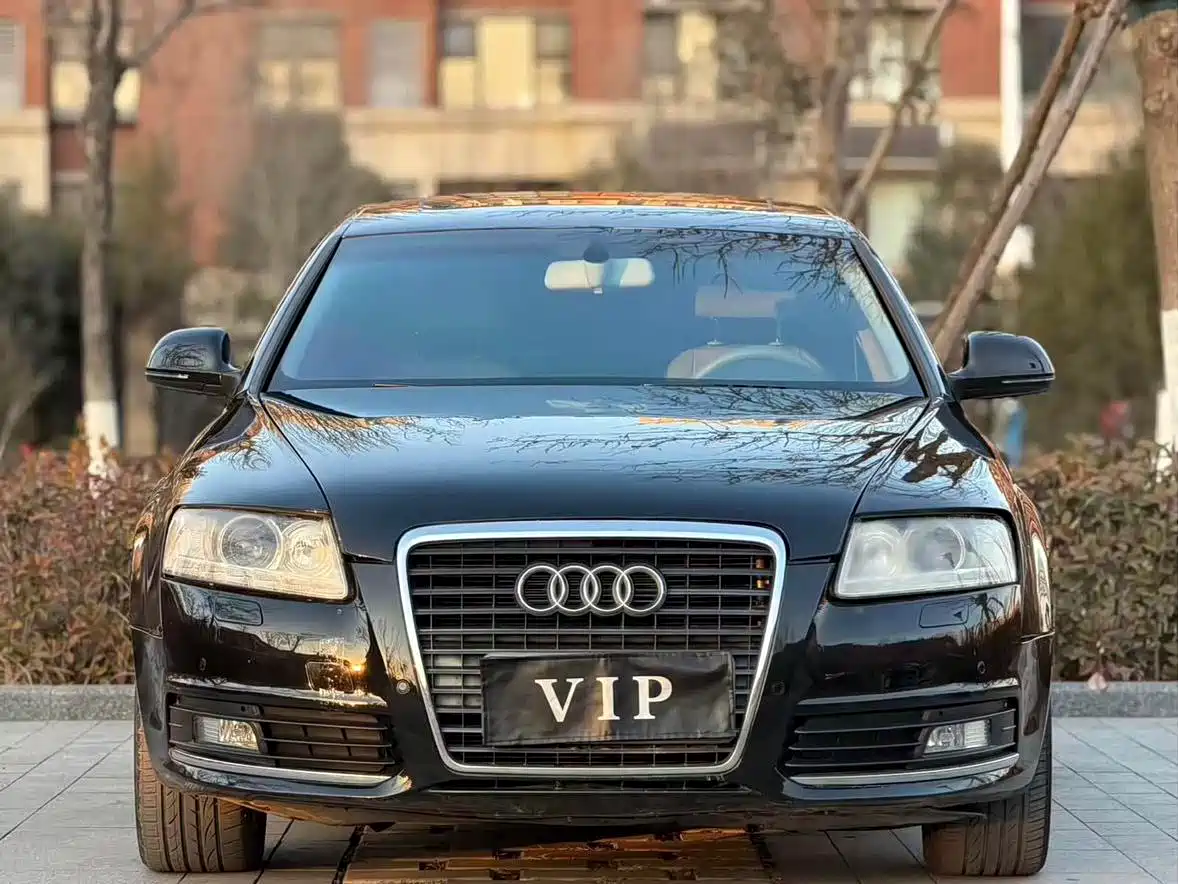 Фото 2 - Audi A6L