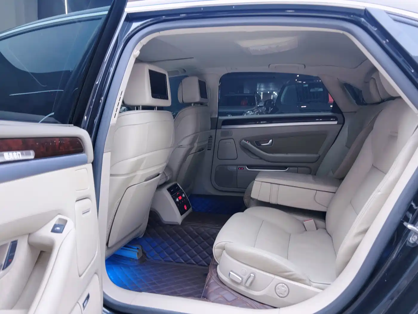 Audi A8 2008 2008 A8L 4.2 FSI Prestige