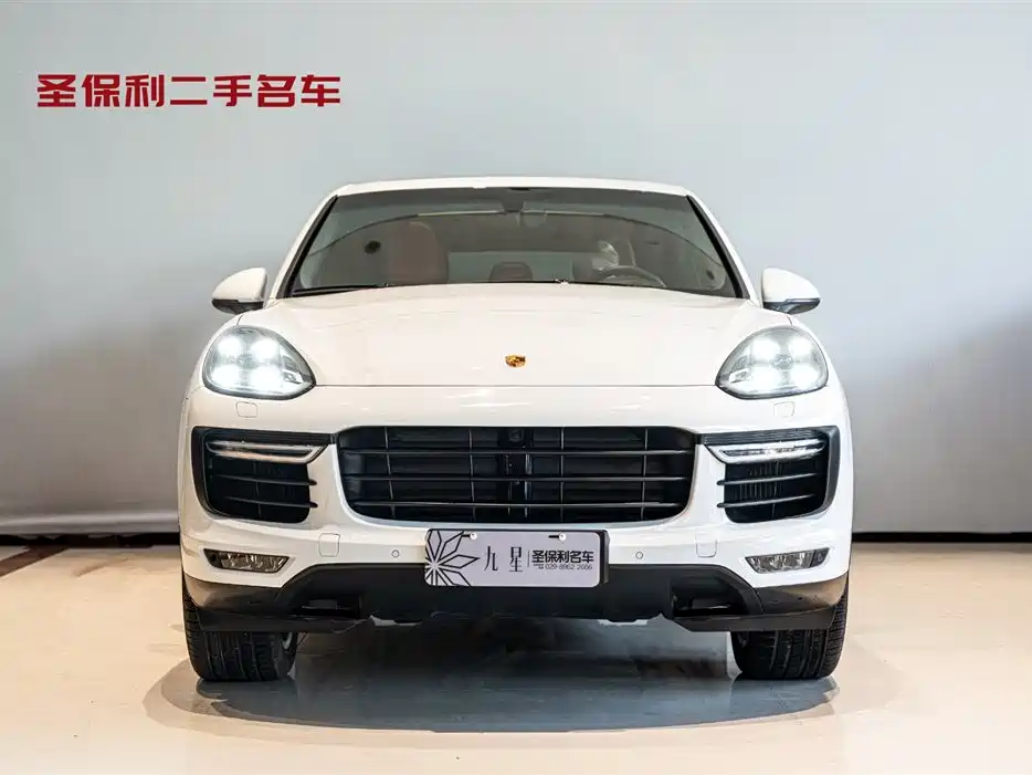 Porsche Cayenne 2016 Cayenne Turbo 4.8T фото 2