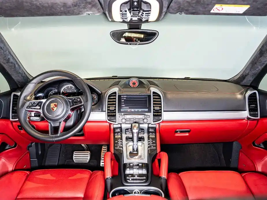 Porsche Cayenne 2016 Cayenne Turbo 4.8T фото 9