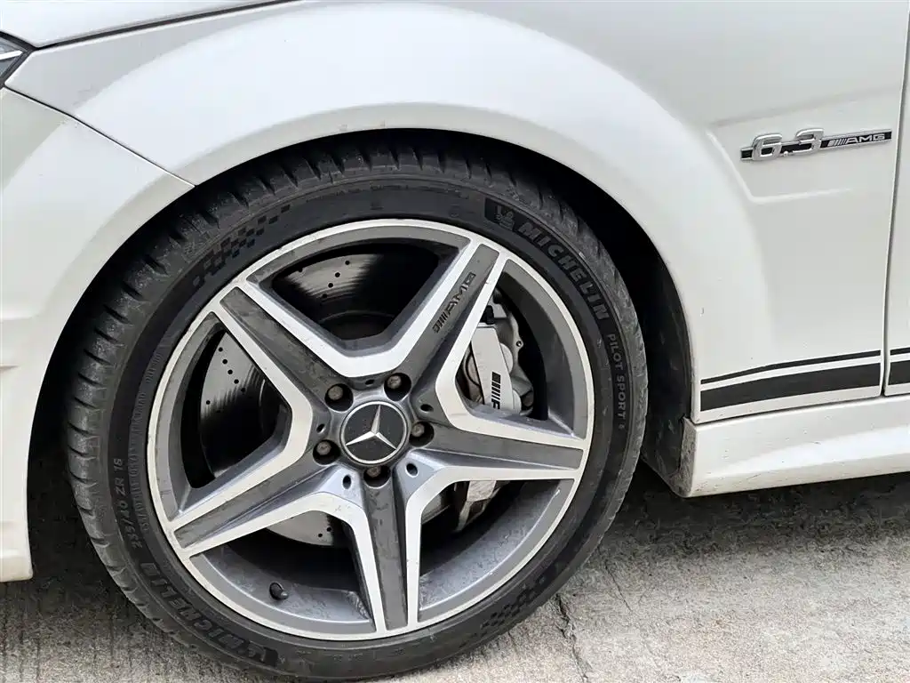 Mercedes-Benz C-Class AMG 2010 AMG C 63 Sport Enhanced Edition фото 6