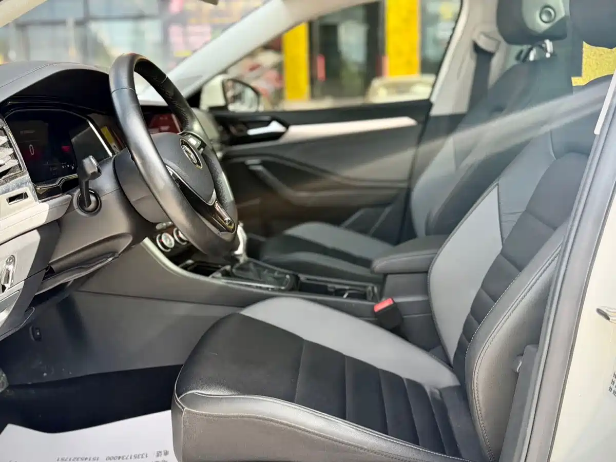 Volkswagen Sagitar 2022 280TSI DSG Surpassing Edition фото 10