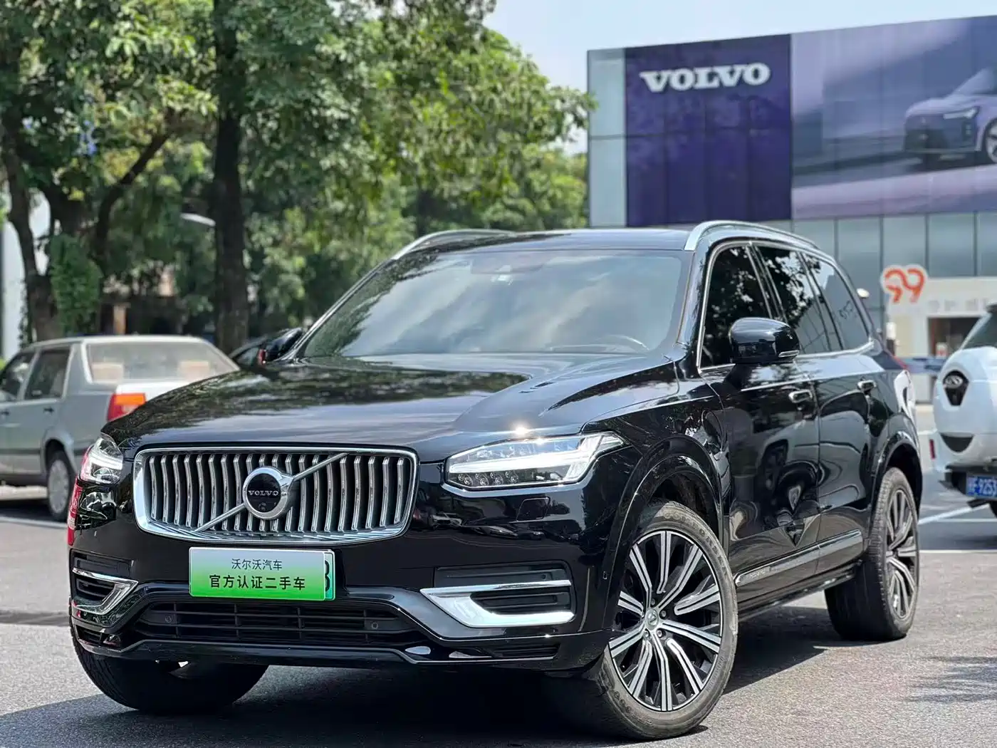 Volvo Volvo XC90 Plug-in Hybrid 2021 E-Drive Hybrid T8 Premium Luxury 7-Seater