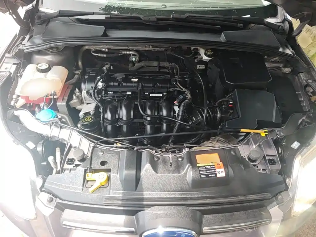 Фото 20 - Ford Focus