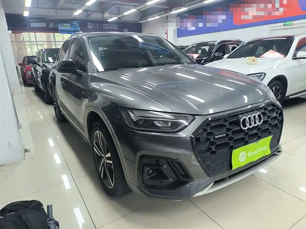 Audi Q5L 2022 40T Luxury Dynamic фото 4
