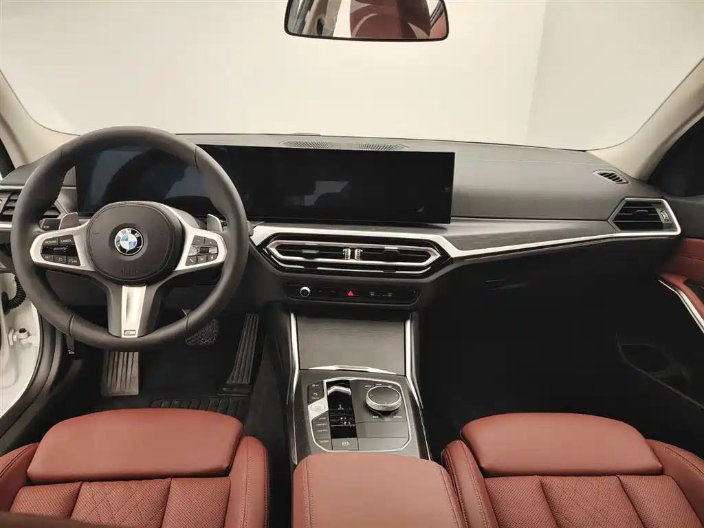 BMW 3 Series 2023 325Li M Sport Black Night Package фото 15