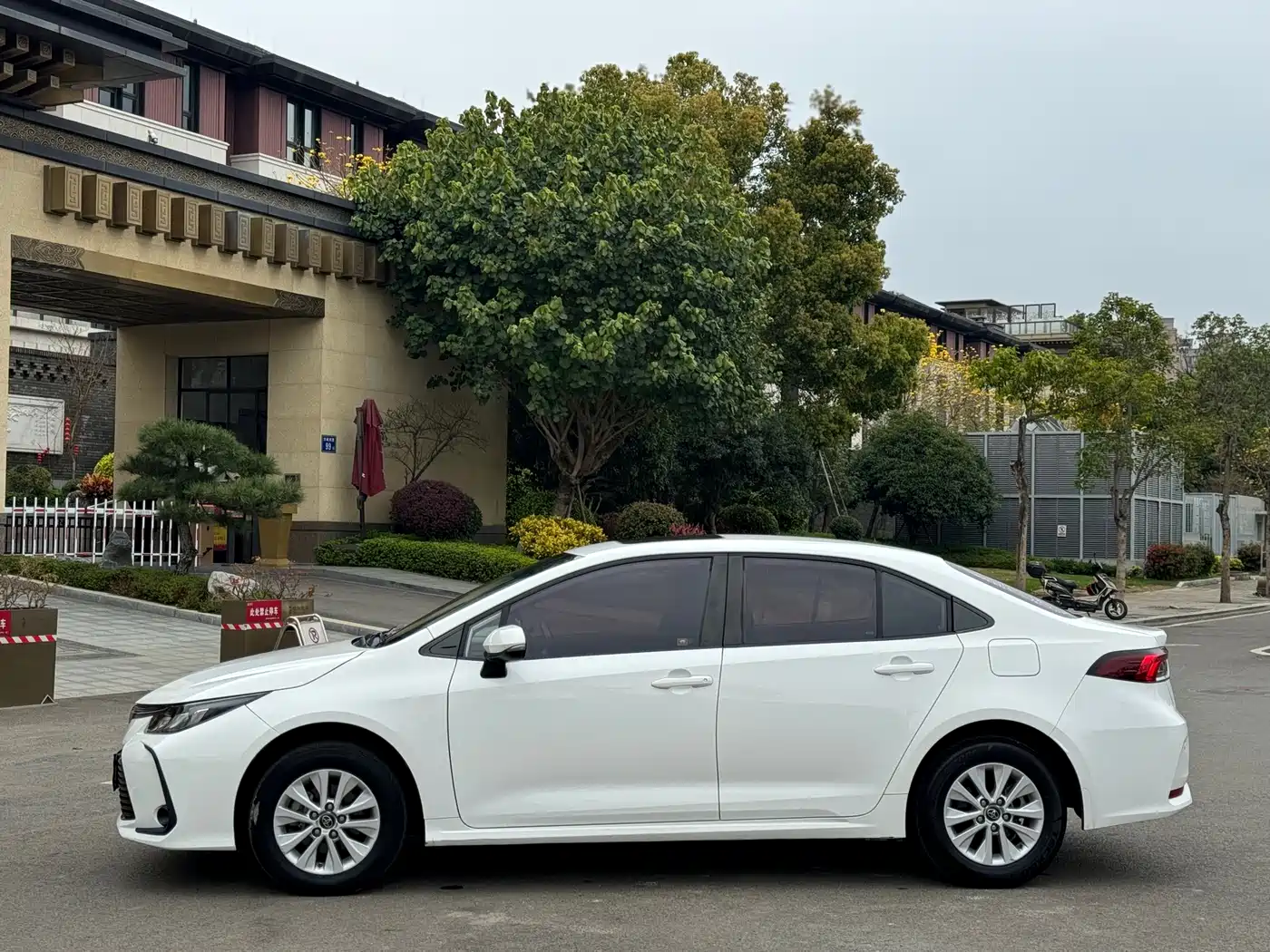 Toyota Corolla 2021 1.2T S-CVT Elite Edition фото 14