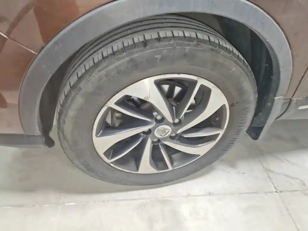 Baojun 560 2017 2016 1.8L Manual Luxury