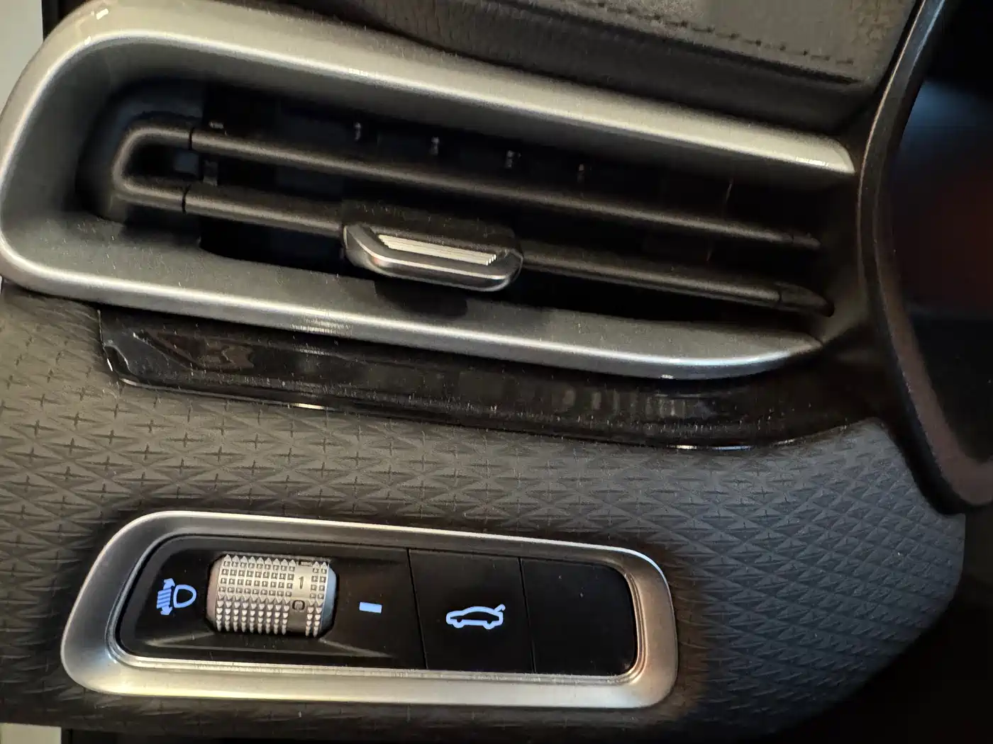 GEELY AUTOMOBILE EMGRAND