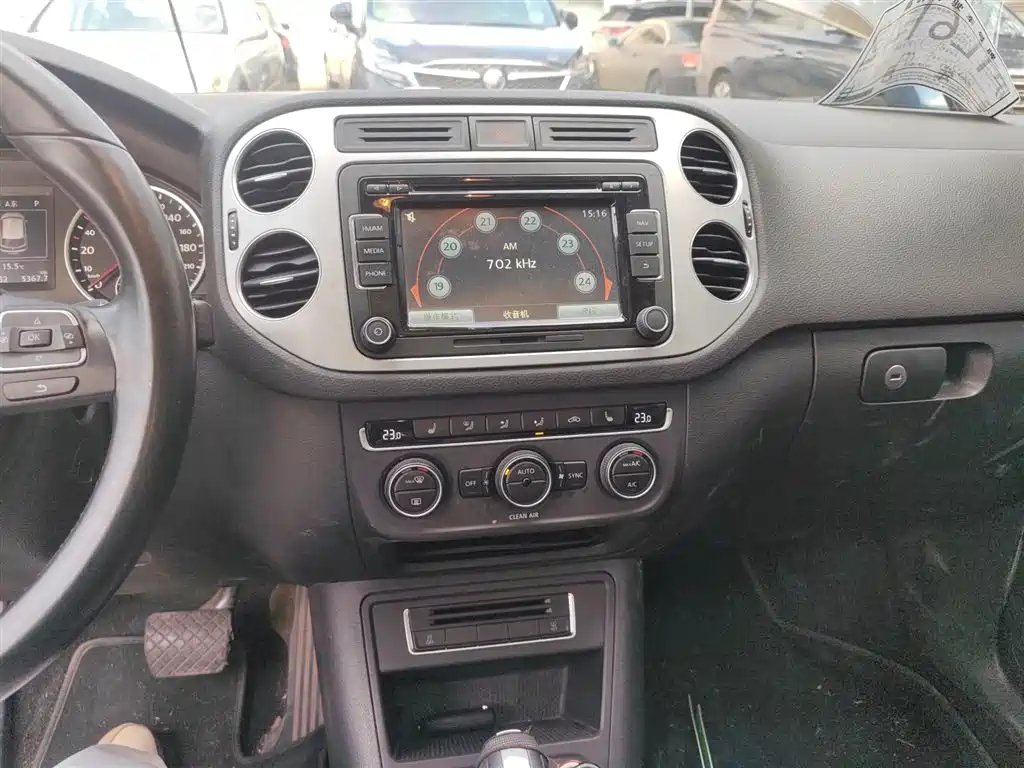 Volkswagen Tiguan 2016 Model 300TSI Automatic 2WD Luxury Edition фото 13
