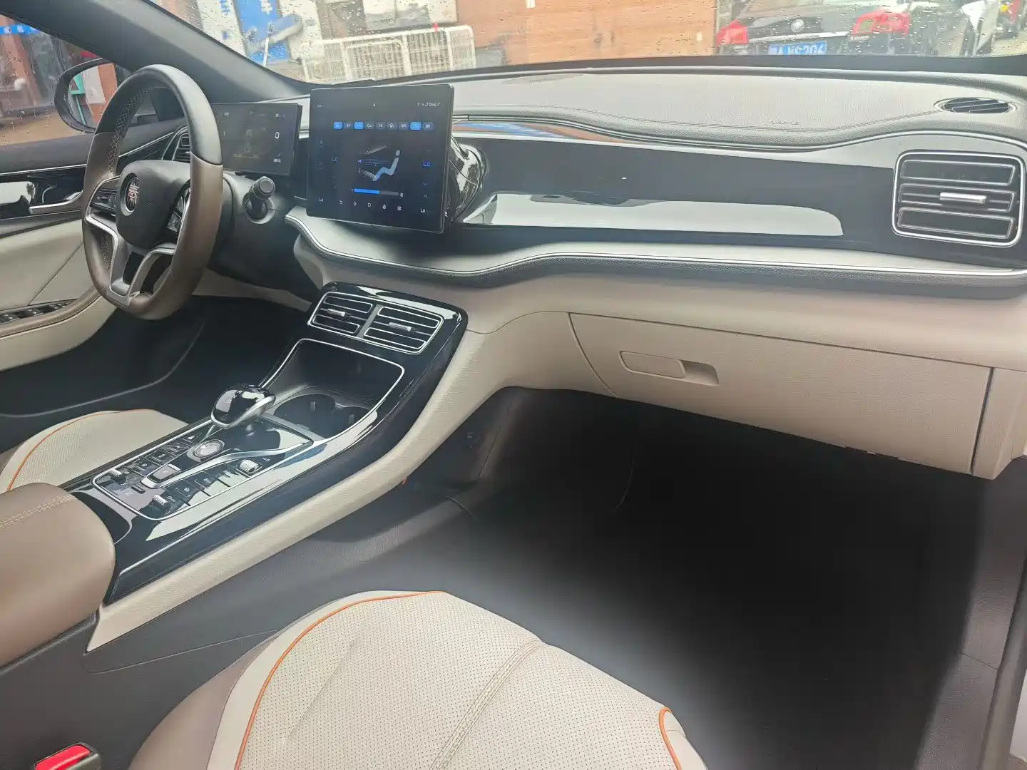 Фото 8 - BYD Qin PLUS