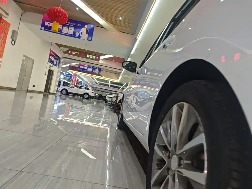Buick GL6 2023 2021 323T Mild Hybrid Connected Luxury
