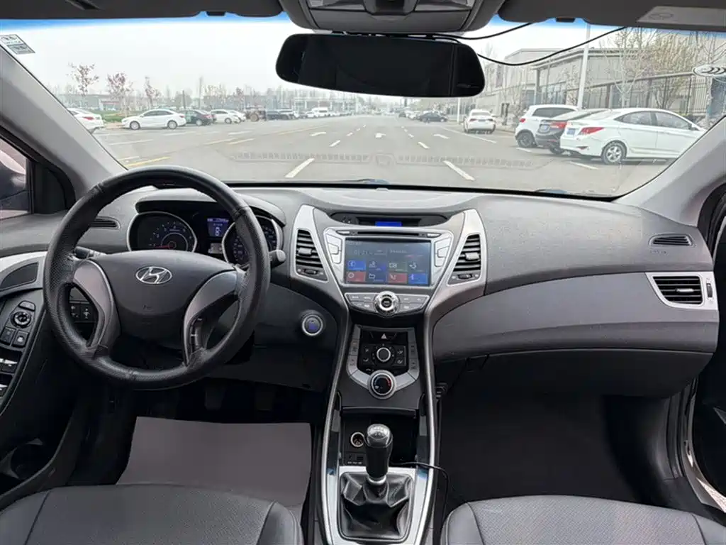 Hyundai Langdong 2015 1.6L Manual Premium фото 14