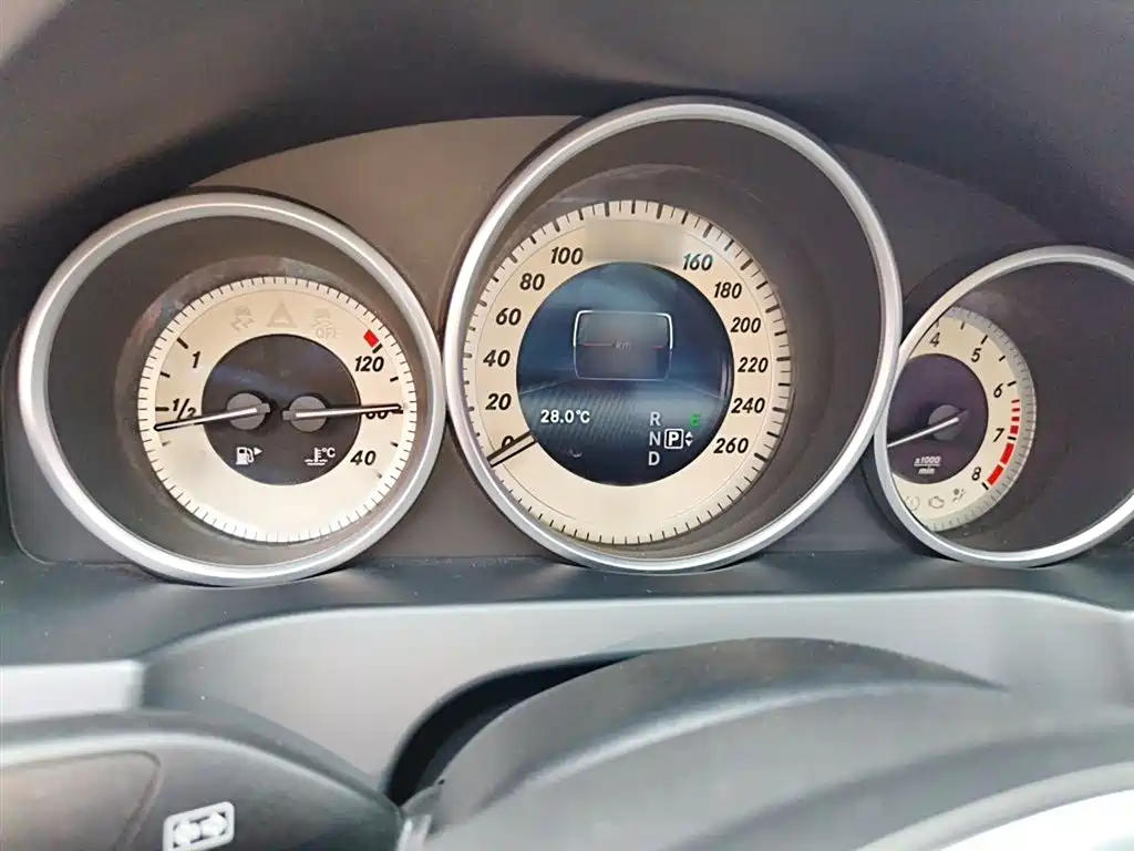Mercedes-Benz E-Class (Import) 2014 E 260 Coupe фото 4