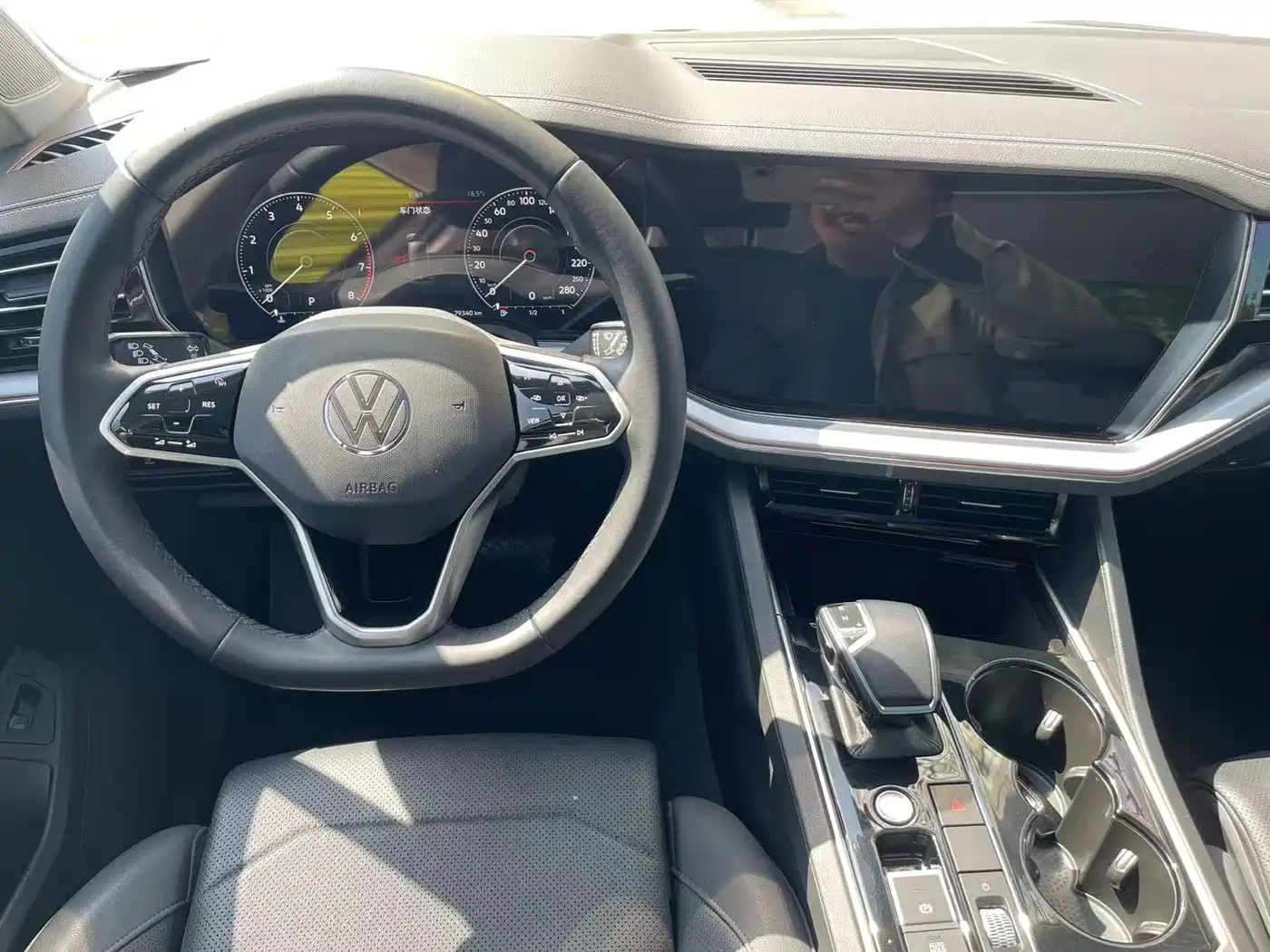 Volkswagen Touareg 2021 2.0TSI R-Line фото 12