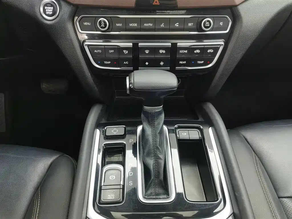 GAC Trumpchi Trumpchi GS8 2017 320T 2WD Luxury Smart Connect (7-seater) фото 13