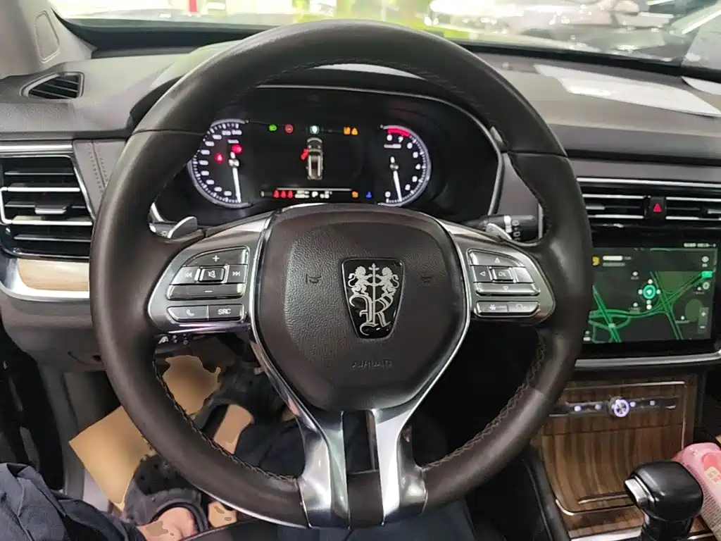 Roewe RX8 2018 2018 30T Internet-connected 2WD Ultimate Edition