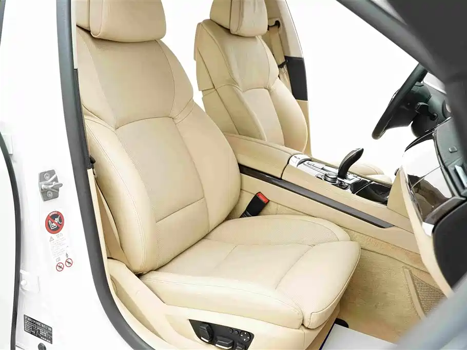 BMW 7 Series 2011 2009 740Li Luxury