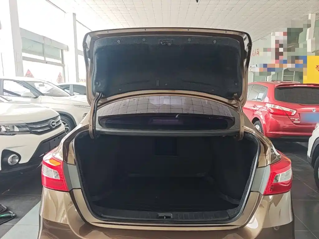 Фото 19 - Nissan Sylphy