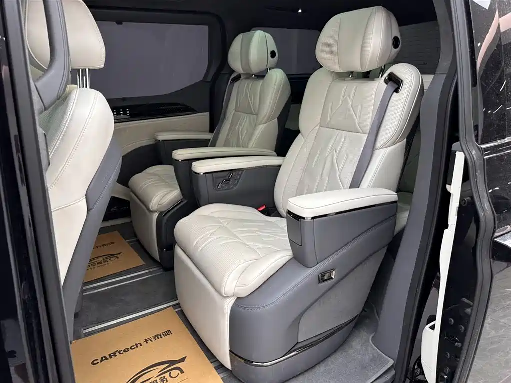 ZEEKR 009 2025 2024 7-Seat Aisle AWD Version 108kWh