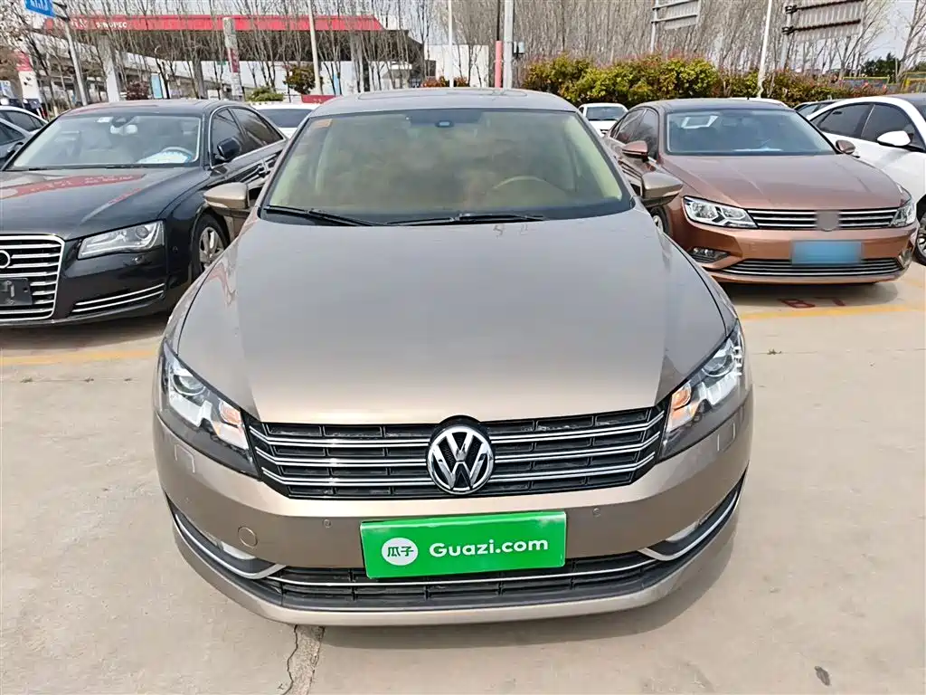 Volkswagen Passat 2014 1.8TSI DSG Executive Edition фото 3