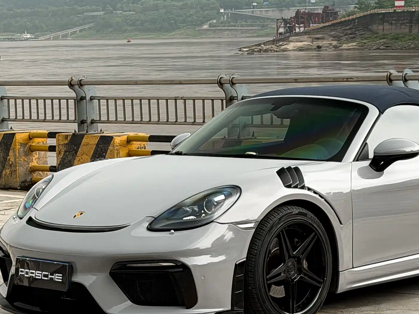Porsche 718 2016 Boxster 2.0T