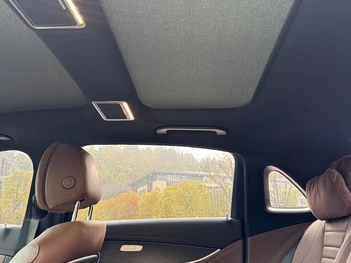 Mercedes-Benz E-Class 2023 E 300 L Sport Fashion фото 7